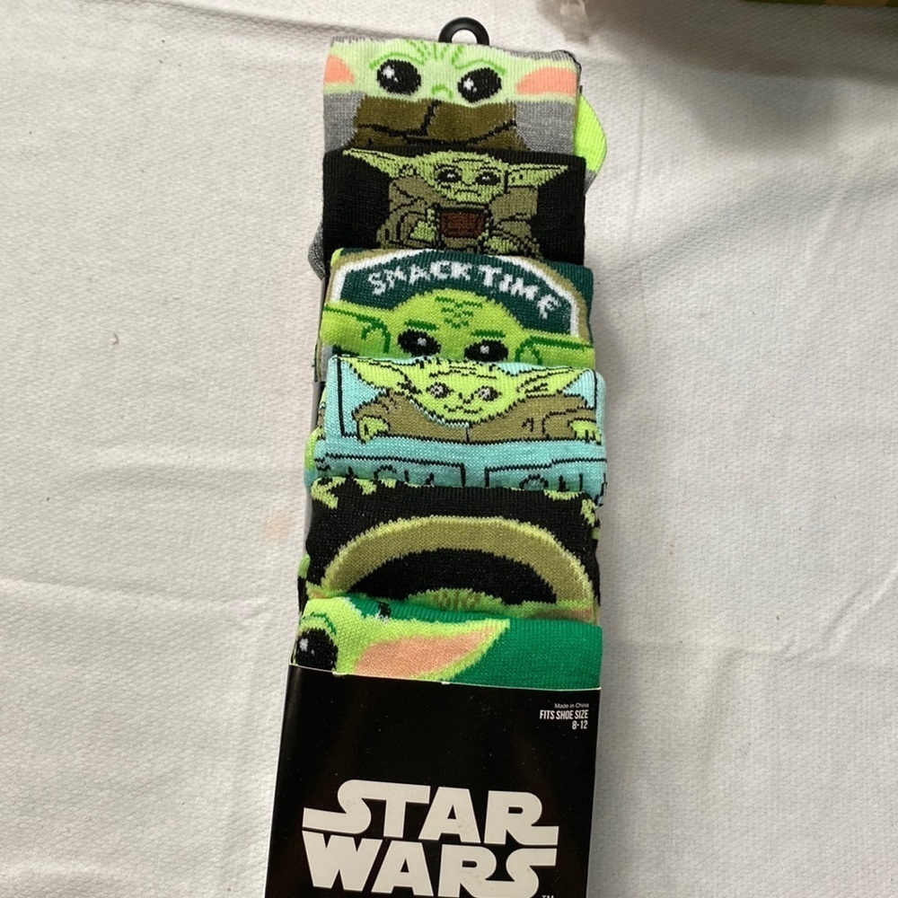6 Pair Casual Crew Star Wars Socks shoe size 8-12 ( BK)